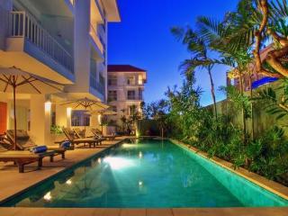 Sunset And Condotel Kuta (Bali)